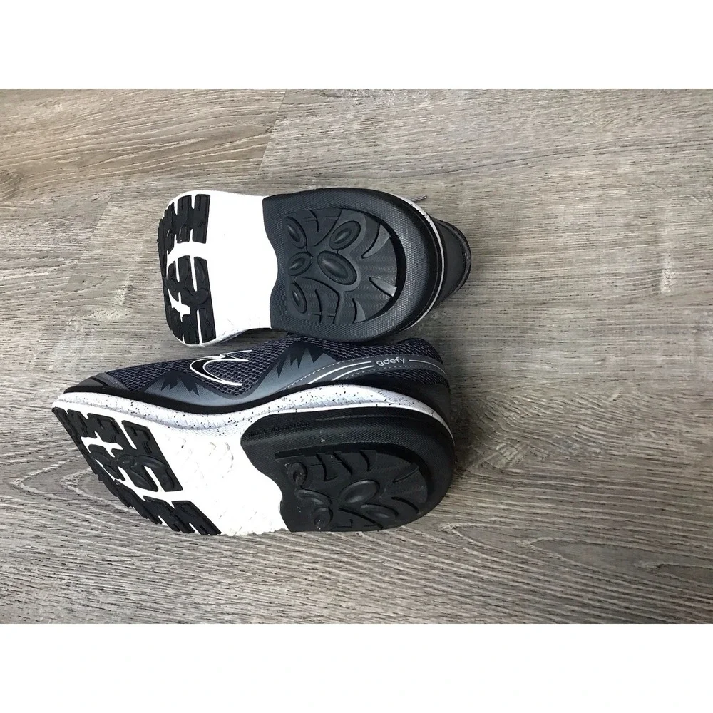 GDEFY By Gravity Defyer 'Orion' Women's 8.5 Walking Shoes Gray Comfort Sneakers
